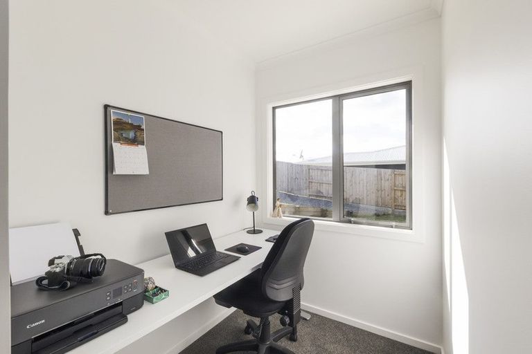 Photo of property in 18 Poplar Grove, Feilding, 4702