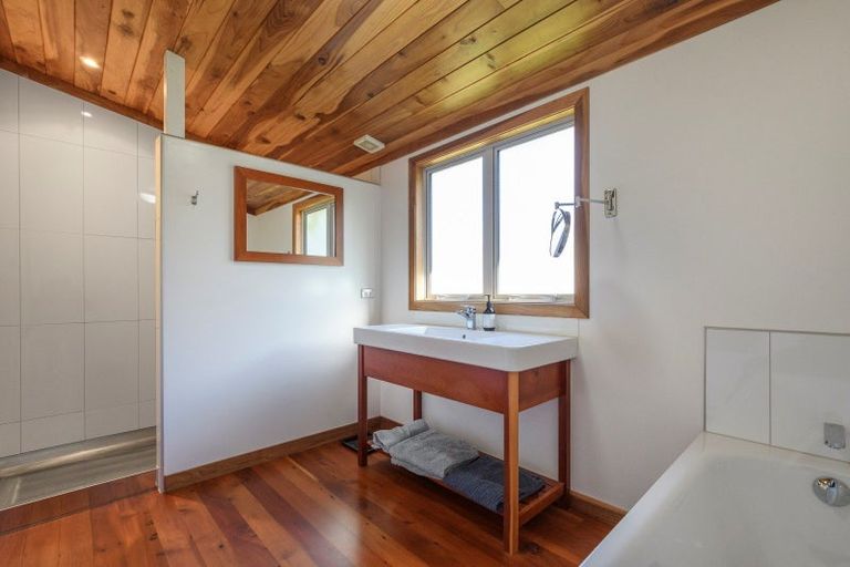 Photo of property in 35 Hume Road, Aongatete, 3181