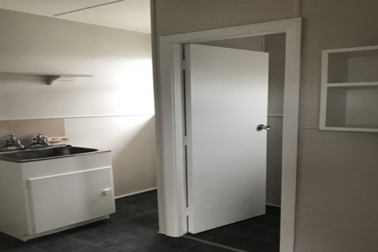 Photo of property in 2/51 Saint Johns Street, Woolston, Christchurch, 8062