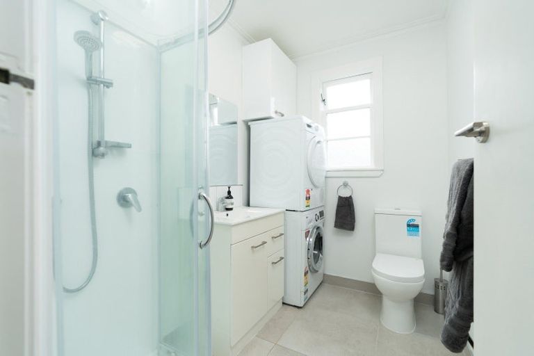 Photo of property in 28 Sheridan Terrace, Johnsonville, Wellington, 6037