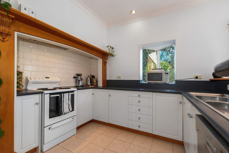 Photo of property in 60b Sandwich Road, St Andrews, Hamilton, 3200