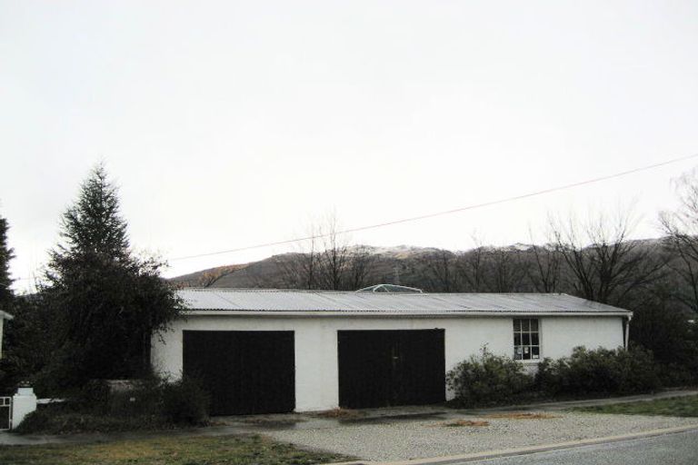 Photo of property in 45 Newcastle Street, Clyde, 9330