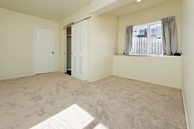 Photo of property in 307 Triangle Road, Massey, Auckland, 0614