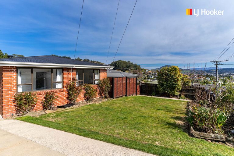 Photo of property in 26 Tomkins Street, Green Island, Dunedin, 9018
