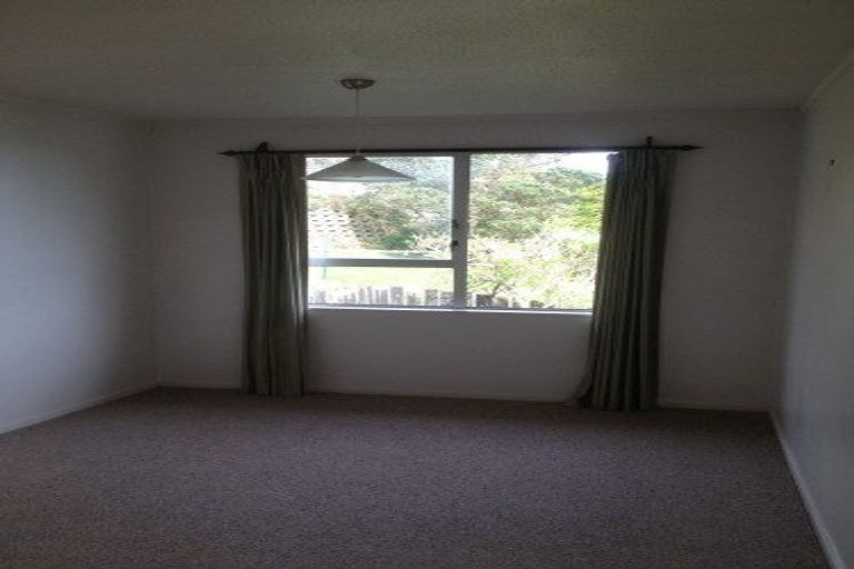 Photo of property in 14 Frobisher Street, Island Bay, Wellington, 6023