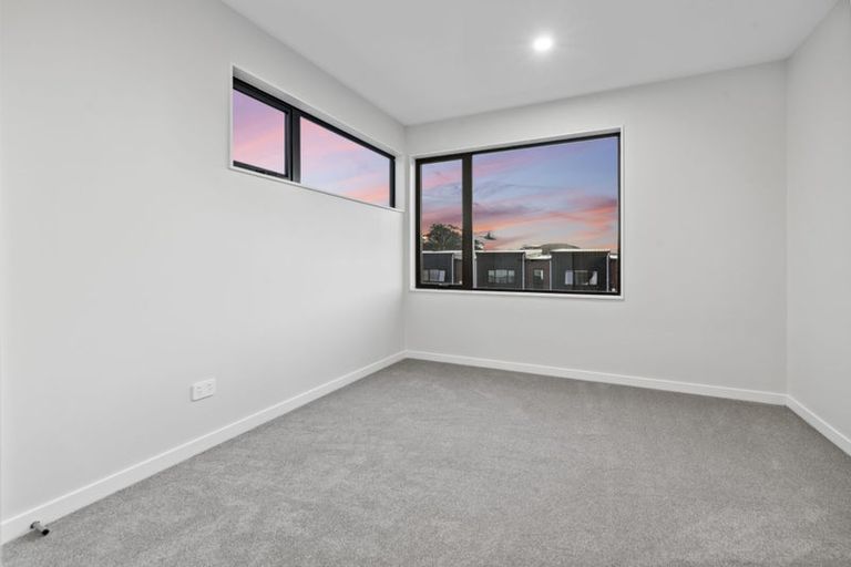 Photo of property in 30b Hearth Street, Flat Bush, 2019