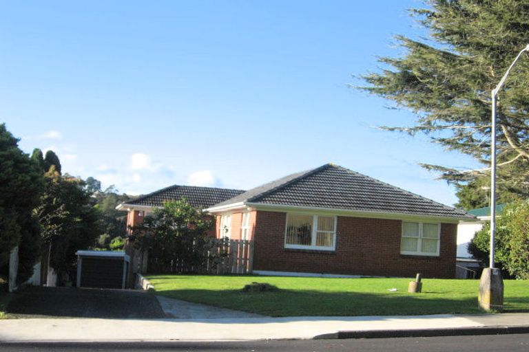 Photo of property in 26 Lawrence Crescent, Hillpark, Auckland, 2102