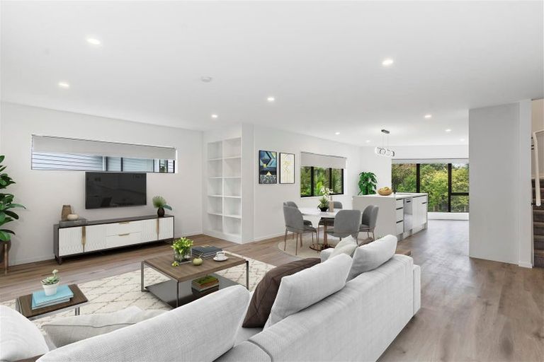 Photo of property in 10 Libby Lane, Howick, Auckland, 2010