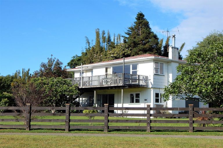 Photo of property in 45 Riverview Road, Kerikeri, 0230