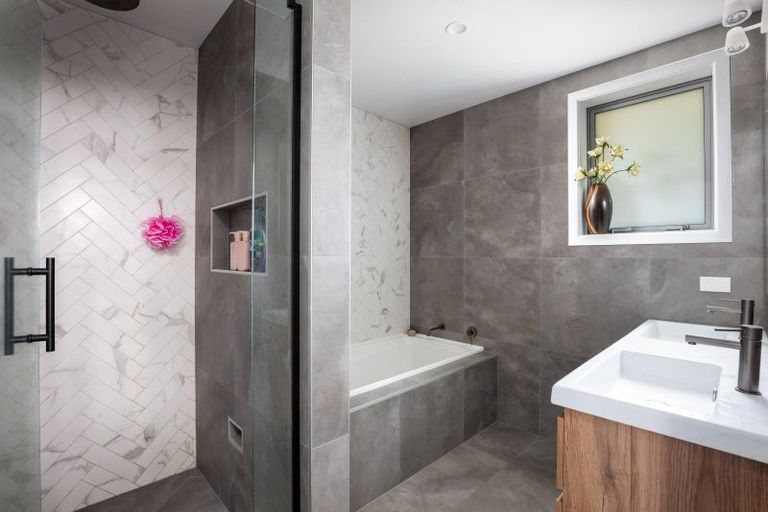 Photo of property in 15 Anne Street, Ferndale, New Plymouth, 4310