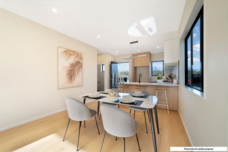 Photo of property in 15 Octans Road, Westgate, 0814