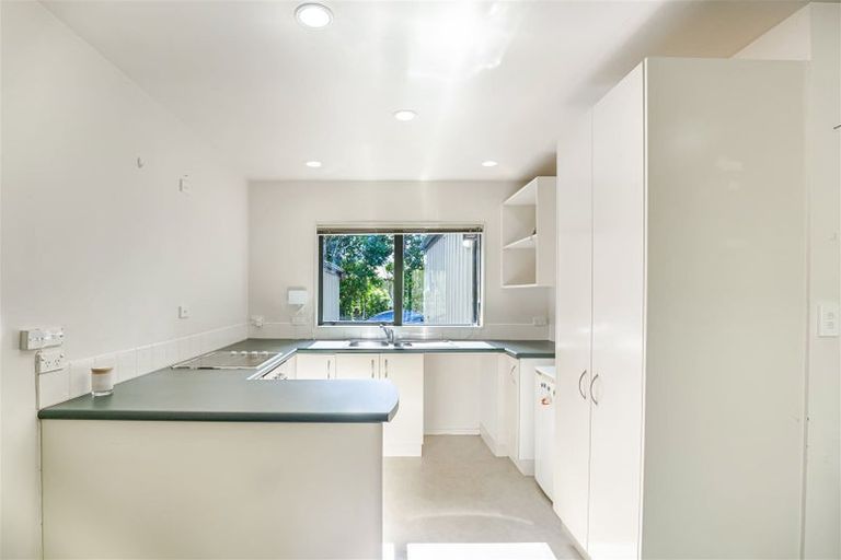 Photo of property in 135e Triangle Road, Massey, Auckland, 0614