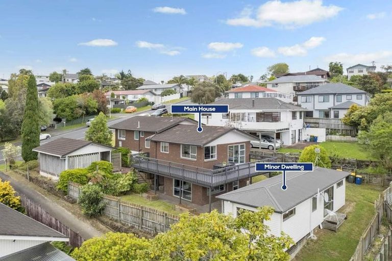 Photo of property in 20 Trias Road, Totara Vale, Auckland, 0629
