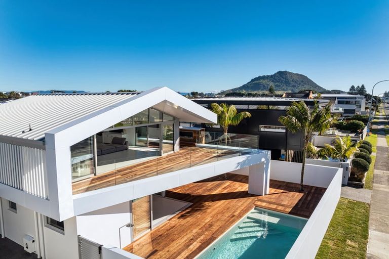 Photo of property in 88 Marine Parade, Mount Maunganui, 3116