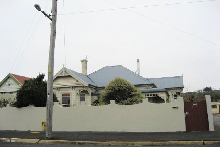 Photo of property in 25a Royal Crescent, Saint Kilda, Dunedin, 9012