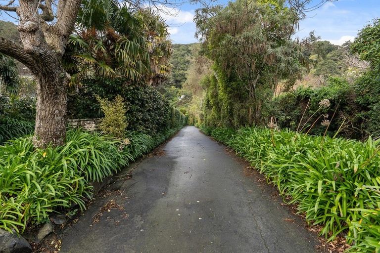 Photo of property in 13 Whiorau Grove, Lowry Bay, Lower Hutt, 5013