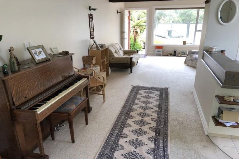 Photo of property in 12 Jacaranda Grove, Maungaraki, Lower Hutt, 5010