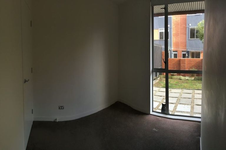 Photo of property in The Altair, 3/120 Rintoul Street, Newtown, Wellington, 6021