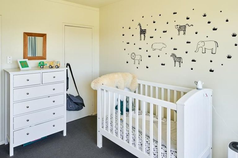 Photo of property in 125 Waddington Drive, Naenae, Lower Hutt, 5011