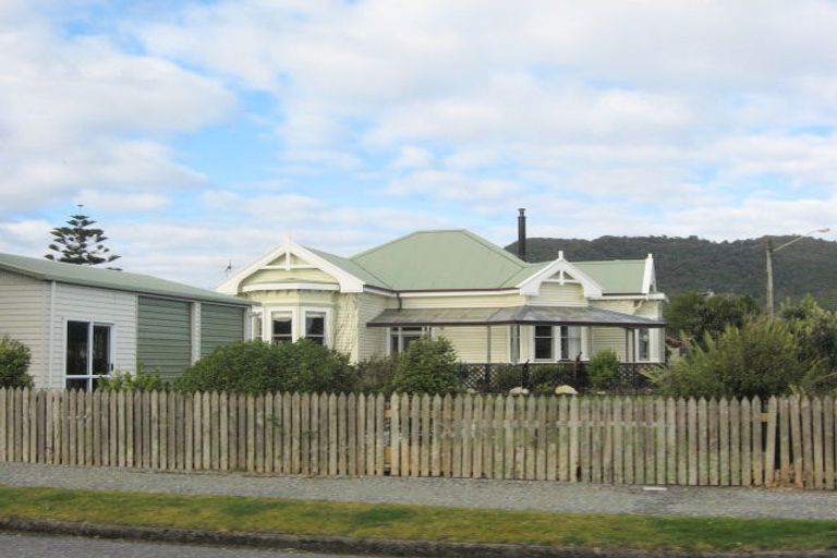 Photo of property in 87 Blake Street, Blaketown, Greymouth, 7805