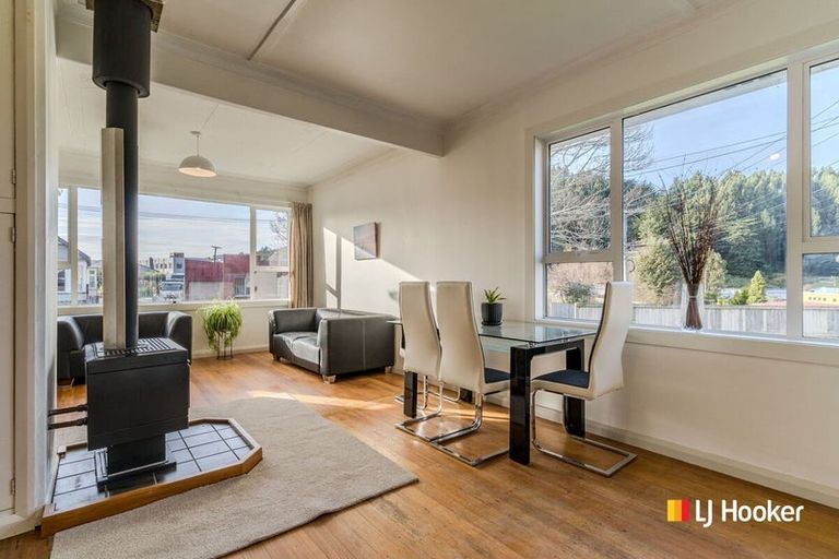 Photo of property in 1 Glenross Street, Glenross, Dunedin, 9011