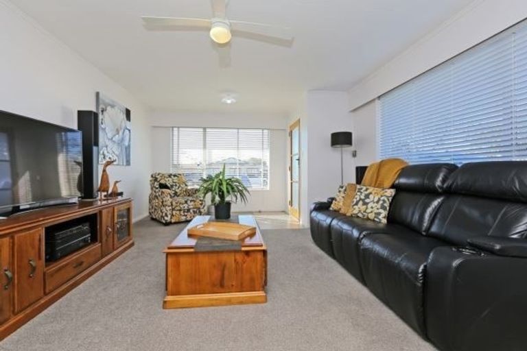 Photo of property in 1/410 Avenue Road West, Hastings, 4122