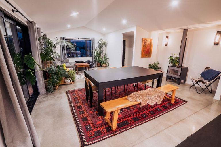 Photo of property in 5 Tahi Street, Albert Town, Wanaka, 9305