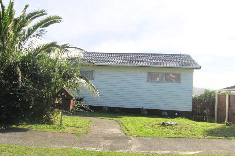 Photo of property in 44 Ernest Street, Ranui, Porirua, 5024