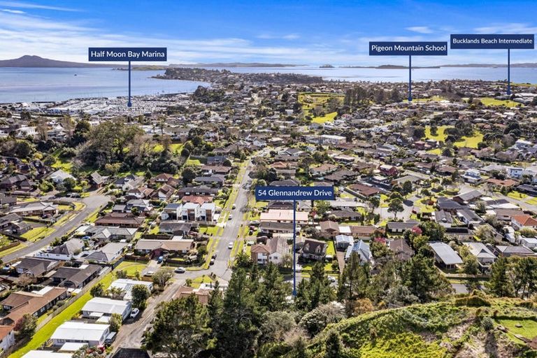 Photo of property in 54 Glennandrew Drive, Half Moon Bay, Auckland, 2012