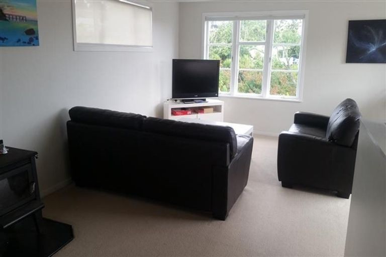 Photo of property in 33 Matipo Road, Mairangi Bay, Auckland, 0630