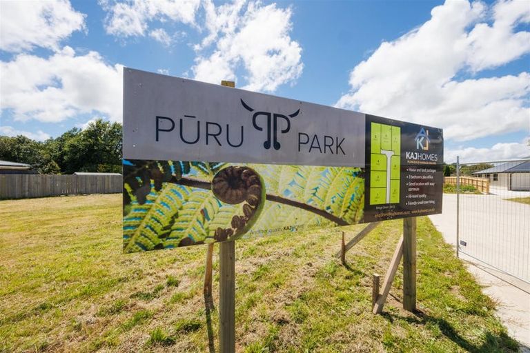 Photo of property in 166b Bridge Street, Bulls, 4818