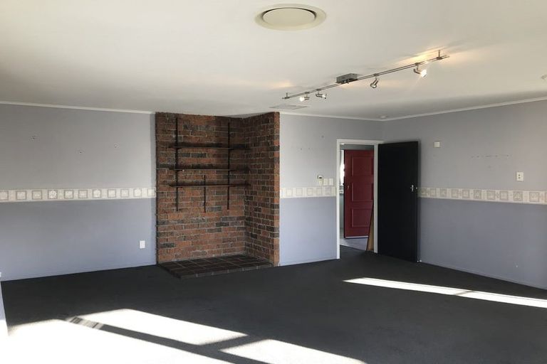 Photo of property in 18 Glen Alton Avenue, Paparangi, Wellington, 6037