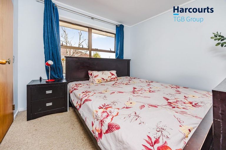Photo of property in 2/39 Alfriston Road, Manurewa East, Auckland, 2102