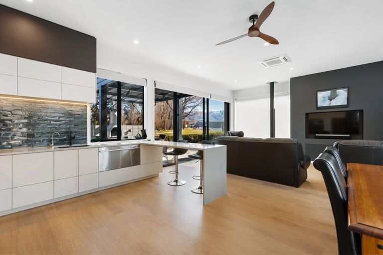 Photo of property in 2b Alpha Street, Cromwell, 9310