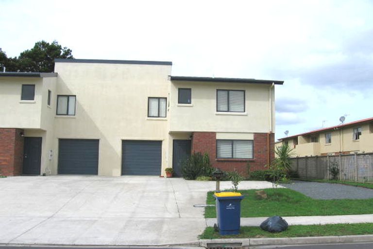 Photo of property in 34 Marinich Drive South, Ranui, Auckland, 0612