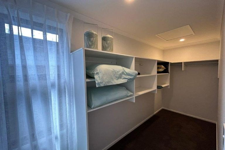 Photo of property in 1 Royal Crescent, Papamoa, 3118