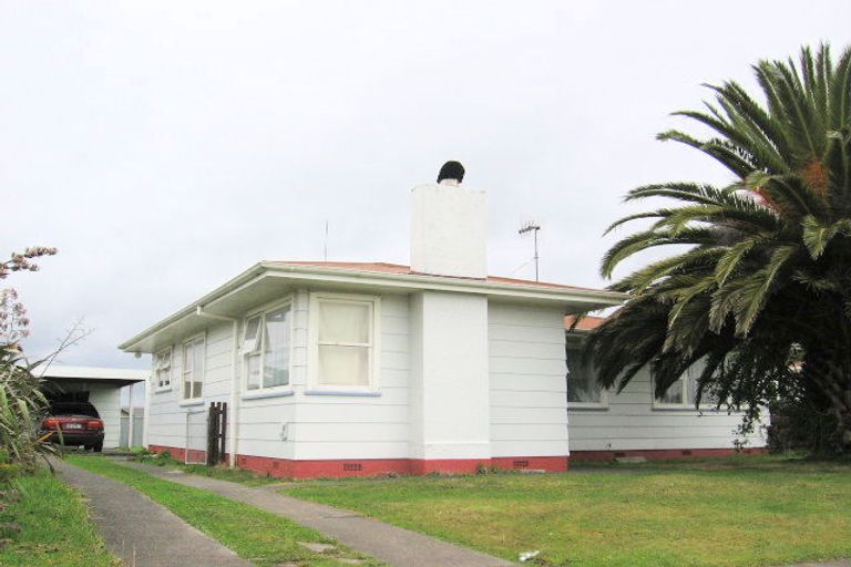 Photo of property in 37 Dewe Avenue, Feilding, 4702