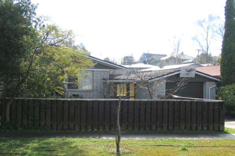 Photo of property in 64 Howell Avenue, Riverlea, Hamilton, 3216