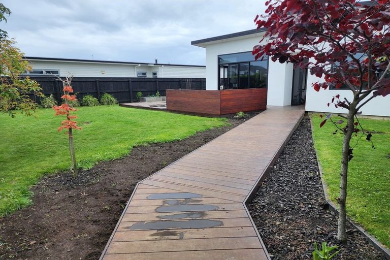 Photo of property in 52a Dillon Drive, Bell Block, New Plymouth, 4312