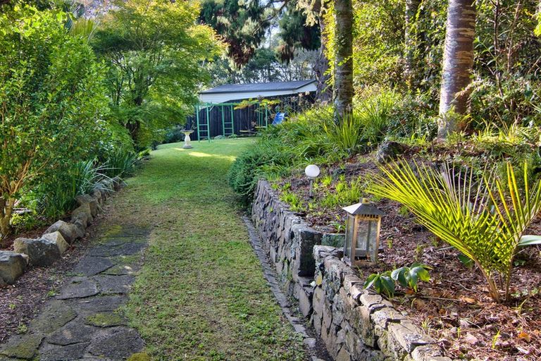 Photo of property in 753 West Coast Road, Oratia, Auckland, 0604