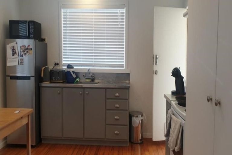 Photo of property in 1018a Papamoa Beach Road, Papamoa Beach, Papamoa, 3118