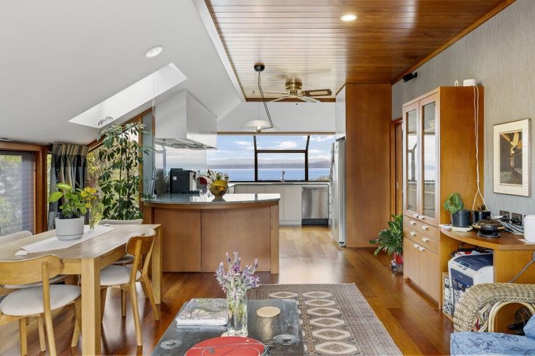 Photo of property in 39 Wakeman Road, Acacia Bay, Taupo, 3330