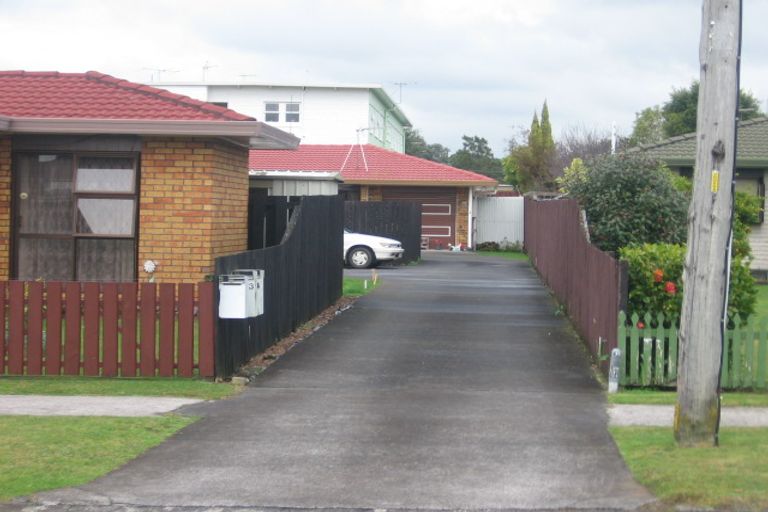 Photo of property in 1/10 Wellington Street, Papakura, 2110