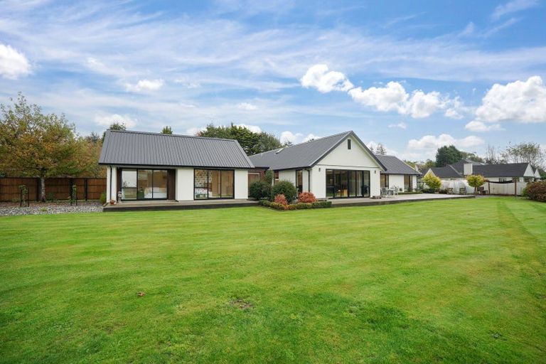 Photo of property in 18 Ruru Avenue, Otatara, Invercargill, 9879