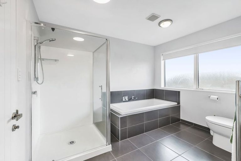 Photo of property in 71 Manse Road, Leeston, 7632