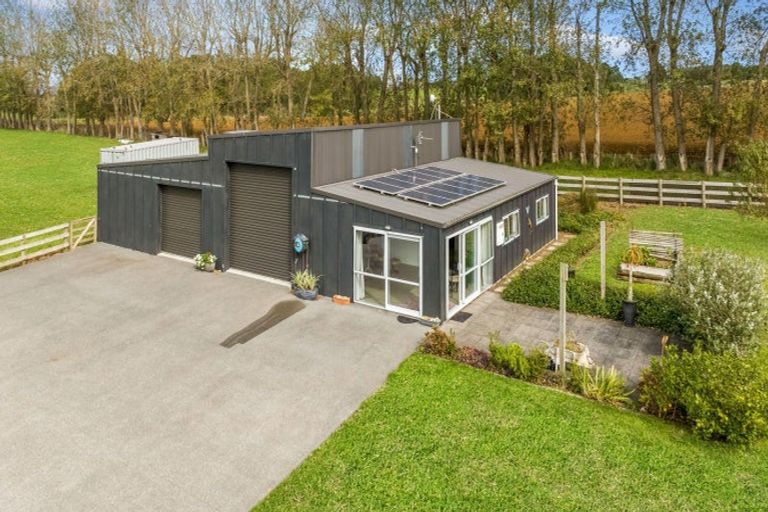 Photo of property in 70 Falconer Road, Pohara, Takaka, 7183