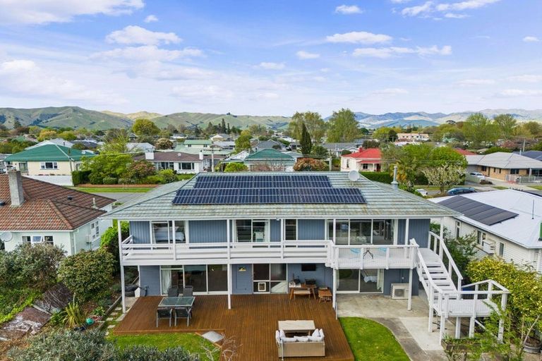 Photo of property in 140 Charles Street, Blenheim, 7201