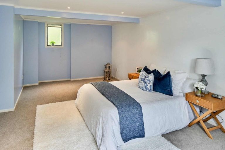 Photo of property in 19 Puketai Place, Pukerua Bay, 5026