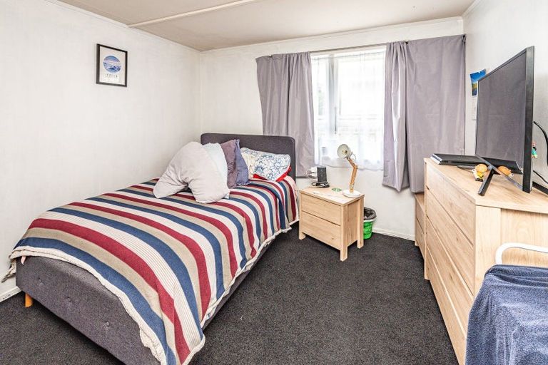 Photo of property in 34 Ruapehu Street, Castlecliff, Whanganui, 4501