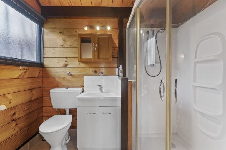 Photo of property in 19 Nikau Street, Inglewood, 4330